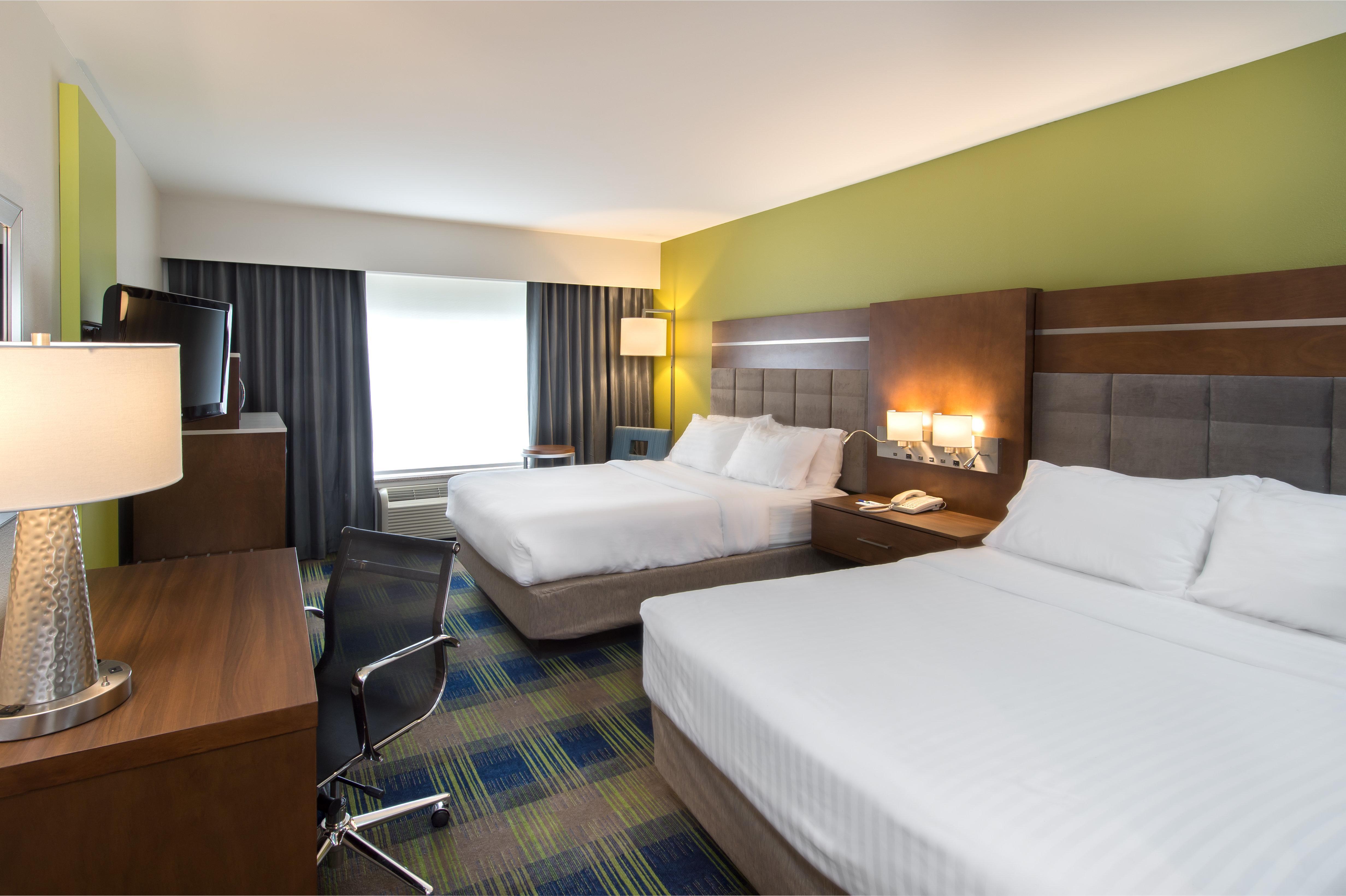 Holiday Inn Express Hotel & Suites Clifton Park By Ihg Exterior photo